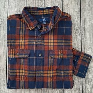 George men’s long sleeve flannel shirt. Navy blue/Red/Orange. Size XL.